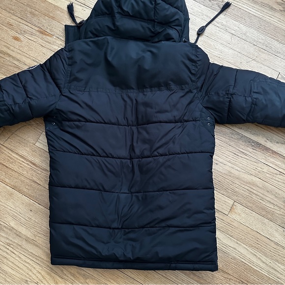 SOLD: ABERCROMBIE & FITCH PUFFER - MEDIUM - Picture 13 of 16